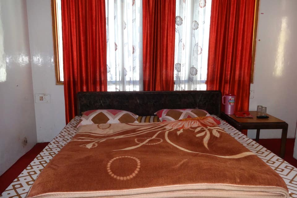 Hotel Sharda Classic